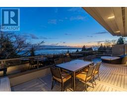 2527 Westhill Drive, West Vancouver, BC V7S3A3 Photo 5