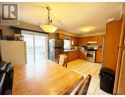 28 Dunsmore Lane, Barrie, ON L4M7A1 Photo 4