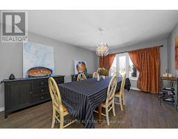 Family room - 447 Cam Fella Blvd, Whitchurch Stouffville, ON L4A7G9 Photo 6