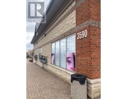 1 2 3590 Rutherford Rd, Vaughan, ON L4H3T8 Photo 3
