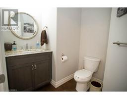 Full bathroom - 33 Woodside Drive, Mount Pleasant, ON N0E1K0 Photo 7
