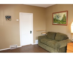 Primary Bedroom - 640 Rotary Drive, Kimberley, BC V1A1E3 Photo 3