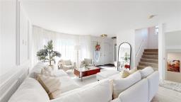 Living room - 409 Notre Dame Drive, Lorette, MB R5K0Y4 Photo 6