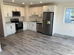 Eat in kitchen - 52 Feathertail Way, New Bothwell, MB X0X0X0 Photo 3