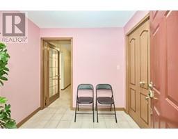 Laundry room - 12 Rolling Meadows Boulevard, Fonthill, ON L0S1E4 Photo 6