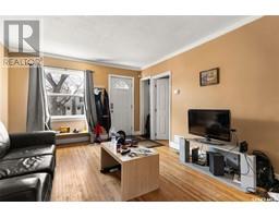 Bedroom - 635 Wascana Street, Regina, SK S4T4H4 Photo 4
