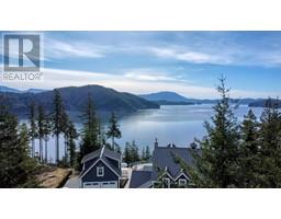 165 Witherby Road, Gibsons, BC V0N1V6 Photo 4