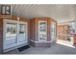 744 Prince Of Wales Dr, Cobourg, ON K9A5X8 Photo 3