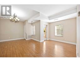 Foyer - 105 9901 Keele St, Vaughan, ON L6A3Y5 Photo 6