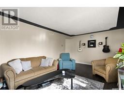 Bedroom - 3340 Dawson Crescent, Regina, SK S4R3V5 Photo 5