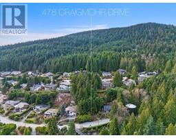478 Craigmohr Drive, West Vancouver, BC V7S1W6 Photo 4