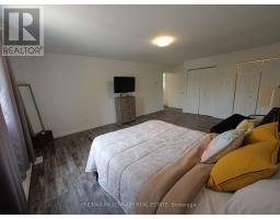 Bedroom 3 - 512 Mosley St, Wasaga Beach, ON L9Z2J4 Photo 6