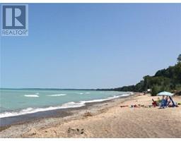 34055 Gore Road Road, Grand Bend, ON N0M1T0 Photo 3