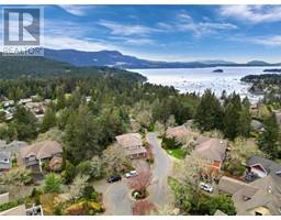 Family room - 6782 Greig Crt, Central Saanich, BC V8M2G4 Photo 2