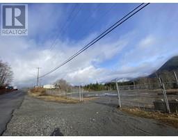 151 Kaien Road, Prince Rupert, BC V8J2Z3 Photo 4
