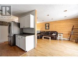5pc Bathroom - 197 Ross Haven Drive, Fort Mcmurray, AB T9H3P1 Photo 5