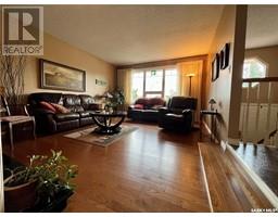 Family room - 280 Hayes Drive, Swift Current, SK S9H4H1 Photo 5
