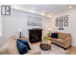 Family room - 34 Esther Dr, Barrie, ON L4N0X8 Photo 5