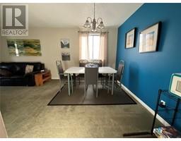 Living room - 212 Spieker Avenue Unit 305, Tumbler Ridge, BC V0C2W0 Photo 5