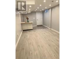 Laundry room - 85 Filippazzo Rd, Vaughan, ON L4H0M5 Photo 4