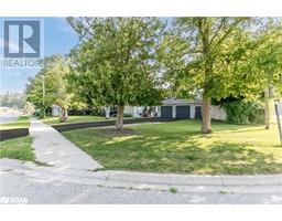 209 Montgomery Drive, Barrie, ON L4N4H1 Photo 2
