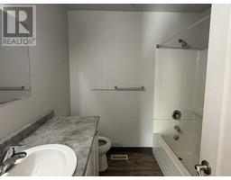 Bedroom 3 - 3745 Highland Drive, Prince George, BC V2K3W3 Photo 5