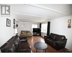 Living room - 1404 Soues Street, Clinton, BC V0K1K0 Photo 4