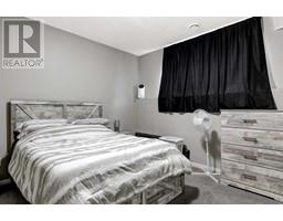 Bedroom - 9073 131 Avenue, Grande Prairie, AB T8V0A9 Photo 2
