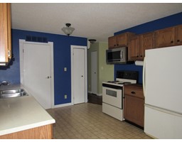 Primary Bedroom - 3705 9th Avenue, Castlegar, BC V1N3T3 Photo 7