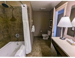 Bedroom - 521 500 Bighorn Boulevard, Radium Hot Springs, BC V0A1M0 Photo 6