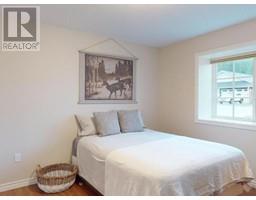 Bedroom - 7365 Glacier Street, Powell River, BC V8A5V2 Photo 7