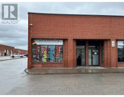 1 131 Whitmore Rd, Vaughan, ON L4L6E3 Photo 2