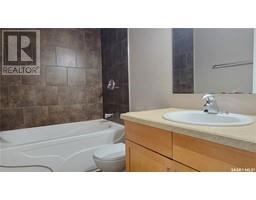 4pc Bathroom - 1482 112 Th Street, North Battleford, SK S9A3B2 Photo 6