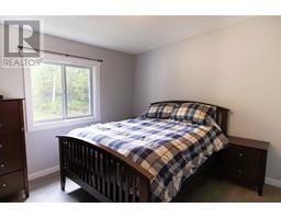 Bedroom 3 - 9525 Arrow Road, Prince George, BC V2K5G9 Photo 6