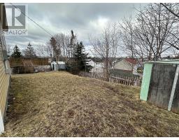Primary Bedroom - 39 Crescent Heights, Grand Falls Windsor, NL A2A1L2 Photo 4