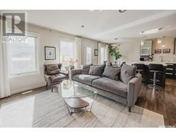 Living room - 515 East Hampton Boulevard, Saskatoon, SK S7R0B1 Photo 3