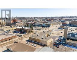 100 Fairford Street W, Moose Jaw, SK S6H1V3 Photo 4