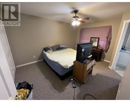 Primary Bedroom - A 8920 81 Street, Fort St John, BC V1J6T7 Photo 4