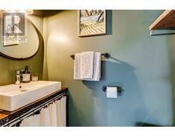 2pc Bathroom - 1541 Eagle Rock Road, Armstrong, BC V0E1B7 Photo 7