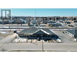 103 201 209 And 305 9 Avenue, Carstairs, AB T0M0N0 Photo 3