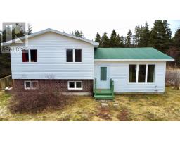 Family room - 17 Big Pond Road, Conception Harbour, NL A0A1Z0 Photo 2