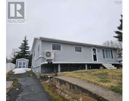 Bath (# pieces 1-6) - 25 Clearyville Street, North Sydney, NS B2A2Z1 Photo 2