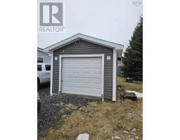 Bath (# pieces 1-6) - 25 Clearyville Street, North Sydney, NS B2A2Z1 Photo 4