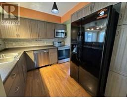 3pc Bathroom - 156 Silvertip Place, Fort Mcmurray, AB T9H3B1 Photo 6