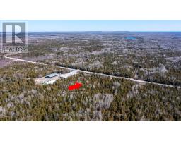 4693 Highway 6, Northern Bruce Peninsula, ON N0H1Z0 Photo 5