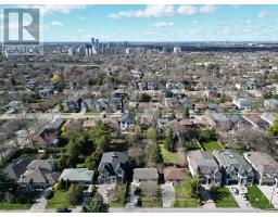 96 Caines Ave, Toronto, ON M2R2L3 Photo 7