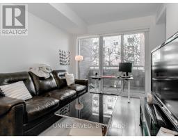 Living room - 214 1787 St Clair Ave, Toronto, ON M6N0B7 Photo 3