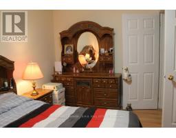 Bedroom - 42 Mitchellview Rd, Kawartha Lakes, ON K0M2B0 Photo 7