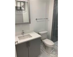Full bathroom - 340 Queen Street Unit 408, Ottawa, ON K1R0G1 Photo 3