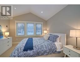 Bedroom - 15 5251 Island Hwy W, Qualicum Beach, BC V9K2C1 Photo 6